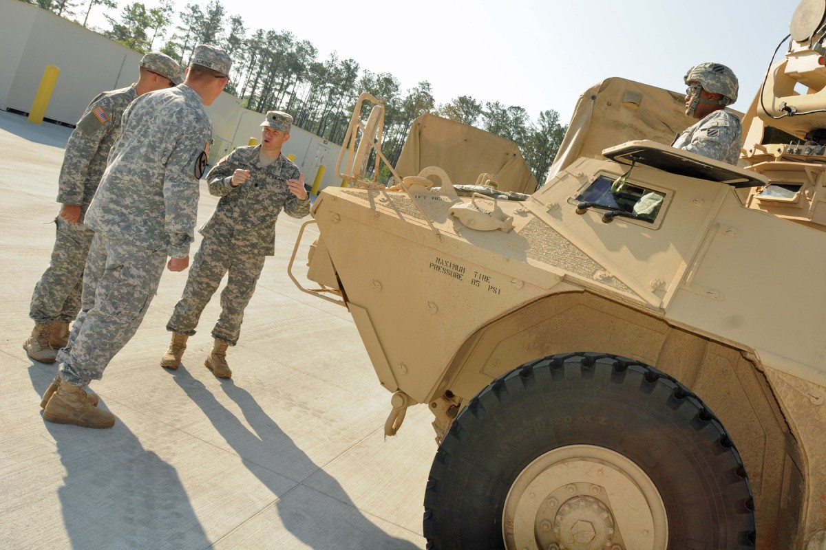 'Vanguard' forward observers field M1200 Armored Knight Article The