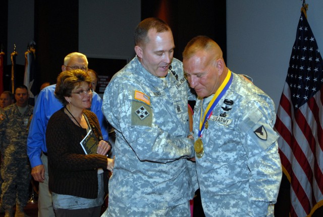 AMCOM senior enlisted concludes 35-year career