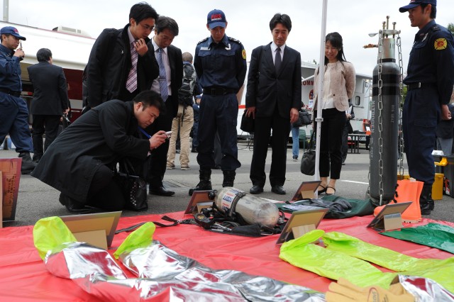 U.S., Japanese firefighters host first-ever joint Incident Command System seminar at Camp Zama