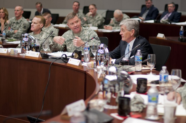 Army Secretary discusses the future of the force at the U.S. Army Training and Doctrine Command