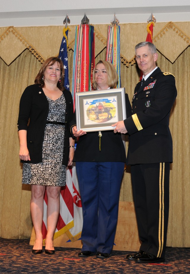 Soldier receives BOSS volunteer of the year award