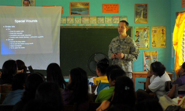 Medical training key for sustainable capacity building during Philippine, U.S. combined exercise