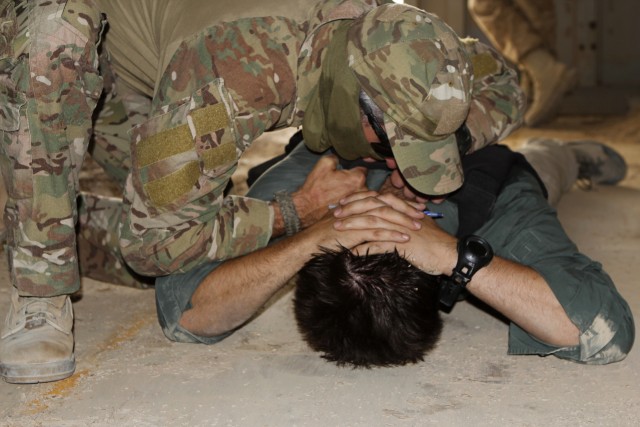 Columbia Helicopters team up with US Soldiers for Afghanistan survival training - Special Operations Style