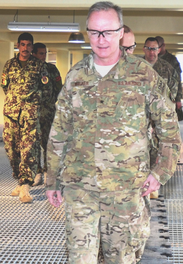 ISAF Ops Officer Tours DFIP