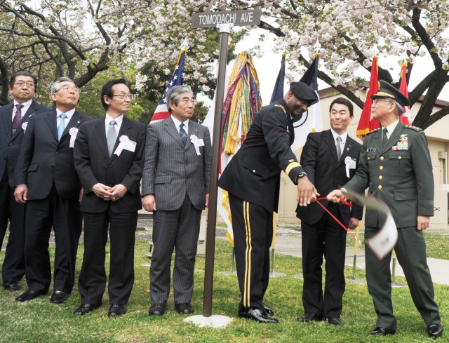 Camp Zama commemorates anniversary of Japan earthquake, tsunami with road-renaming ceremony