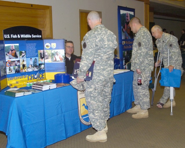 Fort Hood WTB Operation Warfighter Career Fair opening doors for transitioning Soldiers