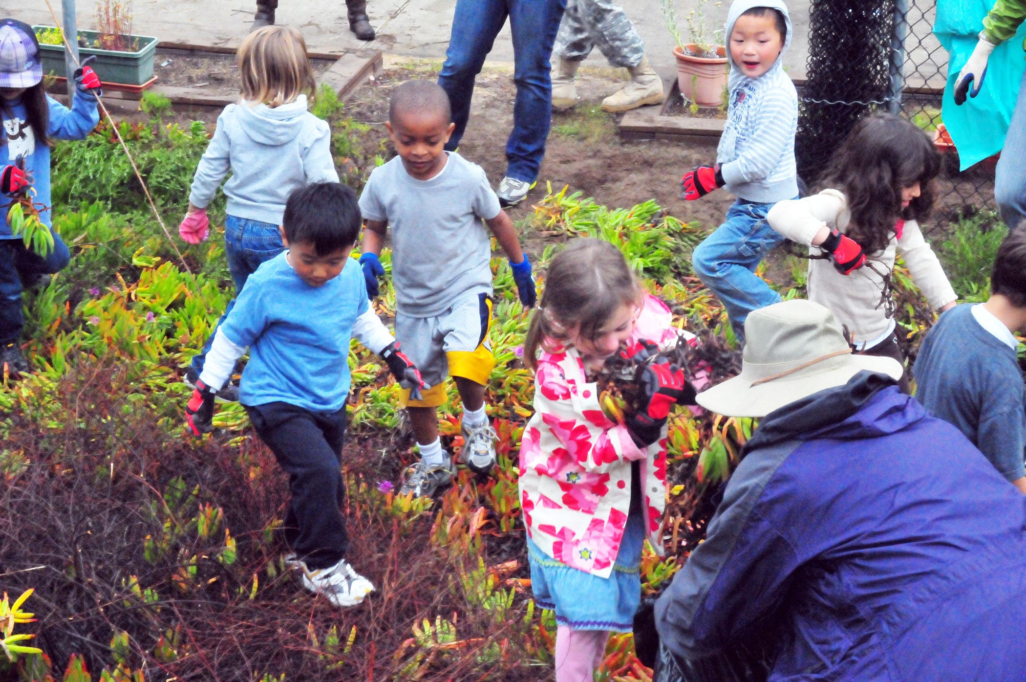 presidio-preschoolers-celebrate-earth-day-article-the-united-states