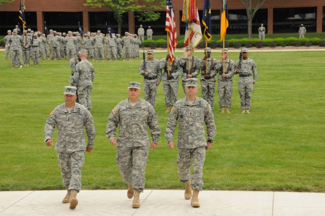 Fort Leonard Wood CBRNS command sergeant major retires, passes sword