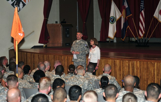 SMA Chandler addresses Fort Carson Soldiers