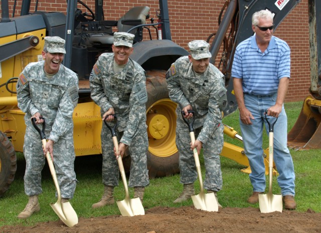 Ground breaking at USACR/Safety Center, Fort Rucker, Ala.
