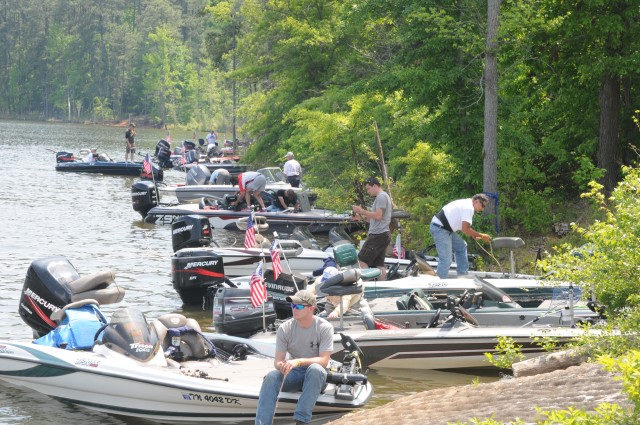 Service members, anglers take to Jordan Lake for Round 7