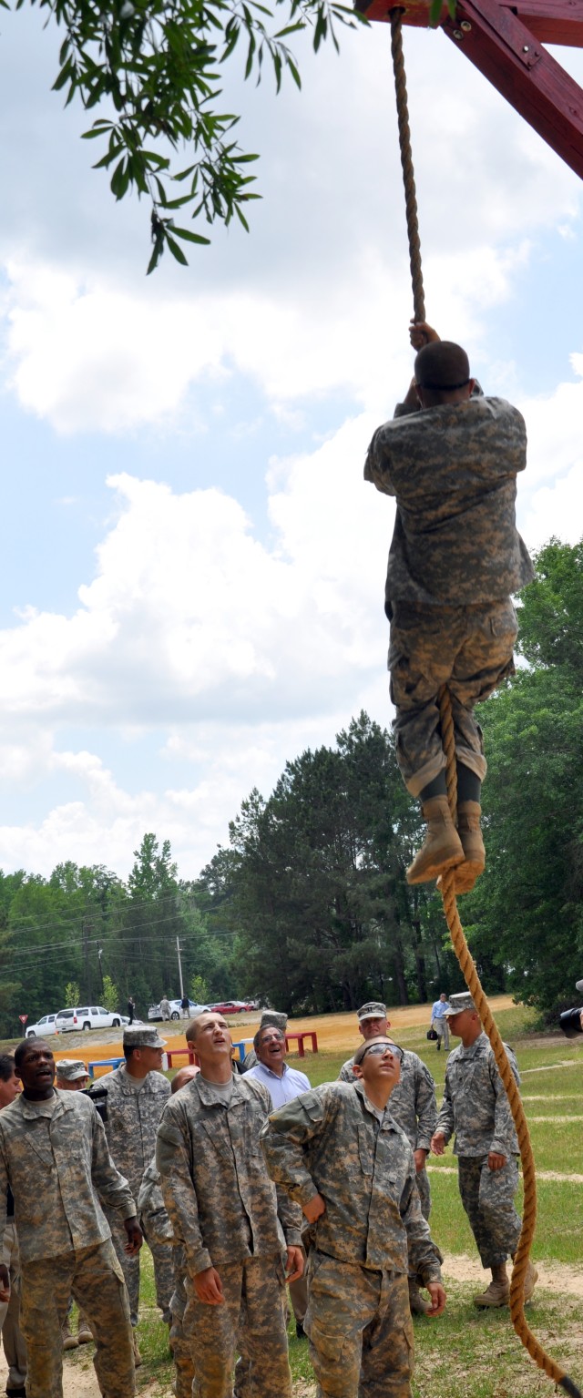 Panetta observes training at Fort Benning (2)