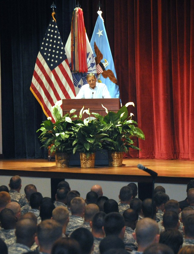 Panetta speaks to 3rd Heavy Brigade Combat Team, 3rd Infantry Division Soldiers