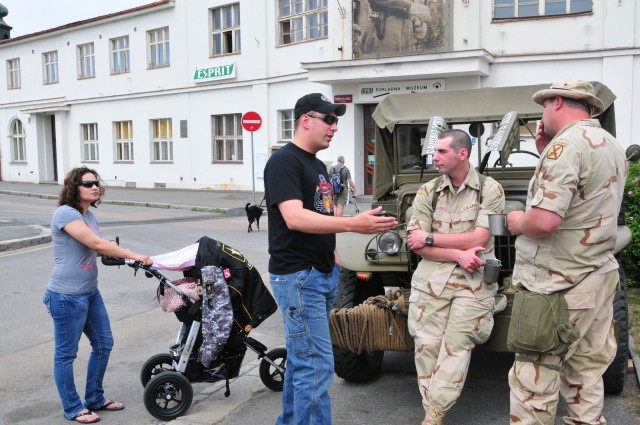 U.S. Soldiers share in Pilsen festival honoring American WWII Vets.