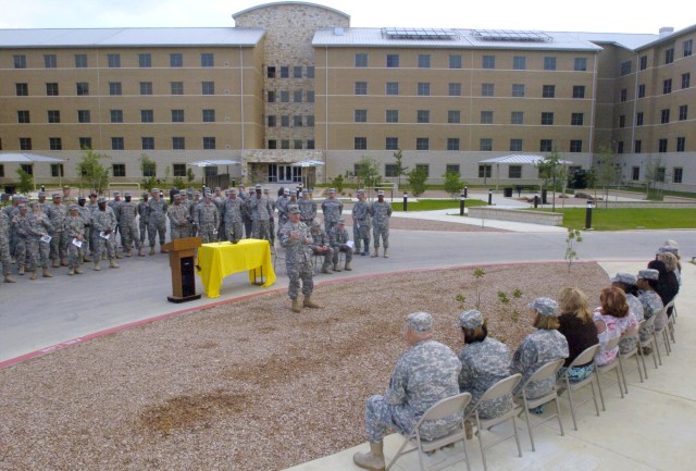 Blessing of the Hands ceremony honors Fort Hood nurses' healing 'touch'