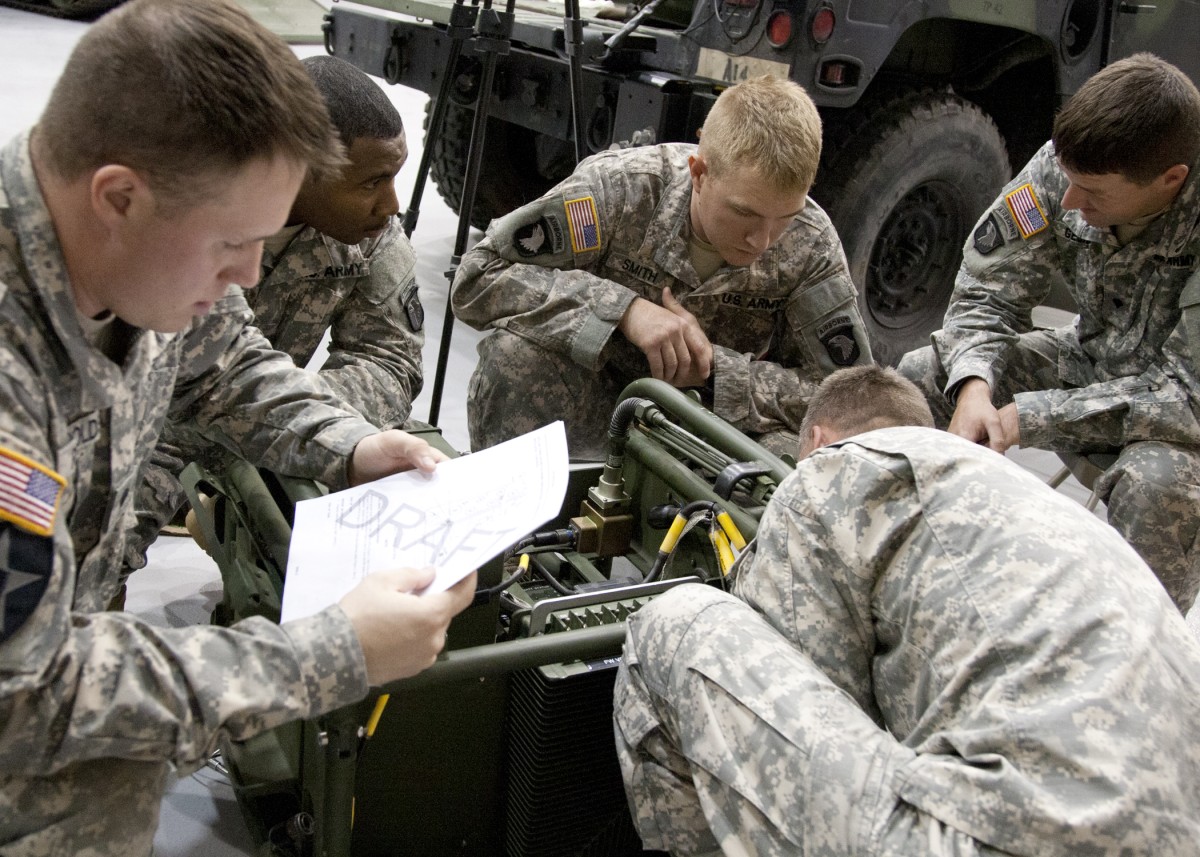 101st Airborne Soldiers test howitzer upgrades Article The United States Army