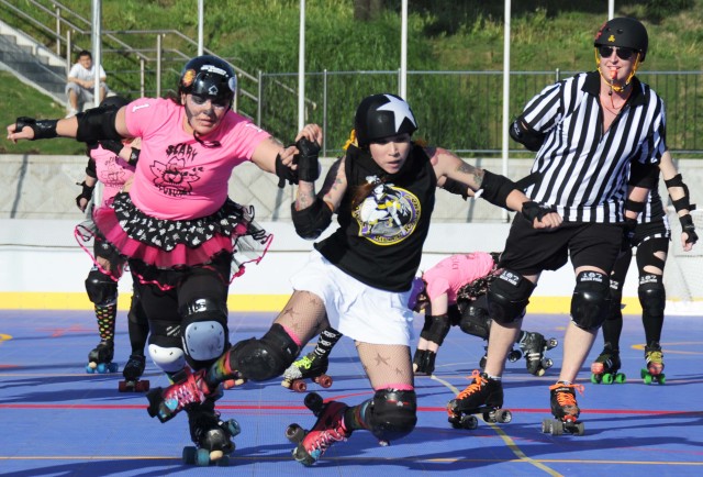 Zama Killer Katanas skate, shove their way to impressive performance in roller derby debut