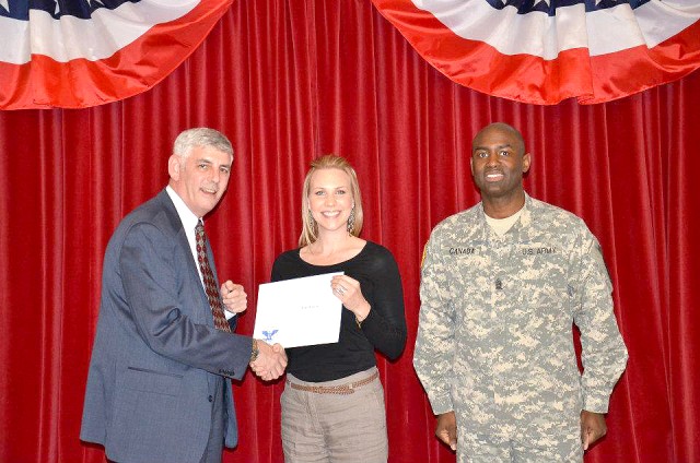 903rd CCBN Family Readiness Group leaders receive Presidents Volunteer Service Awards
