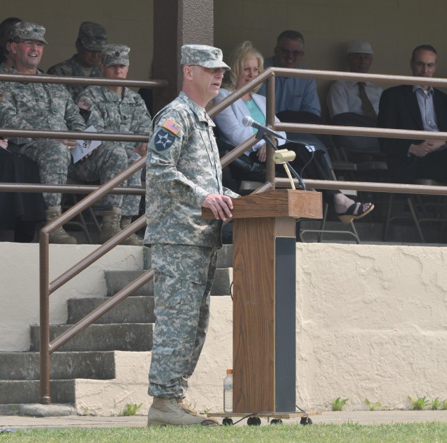 Yongsan Welcomes New Command Sergeant Major Article The United