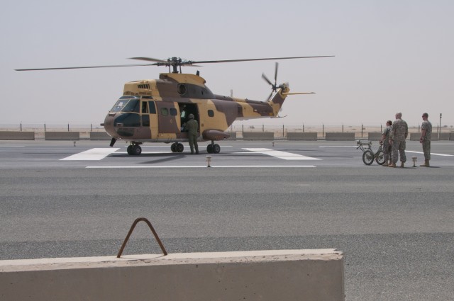 U.S., Kuwaiti military holds MEDEVAC exercise