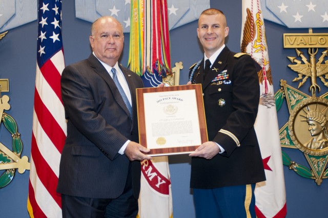 Army Under Secretary awards leaders for streamlining and saving the Army money