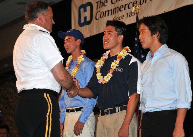 Lt. Gen. Wiercinski recognizes future service academy cadets