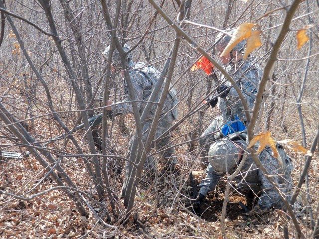 718th EOD Company assist JSA Security Battalion to Improve their Position