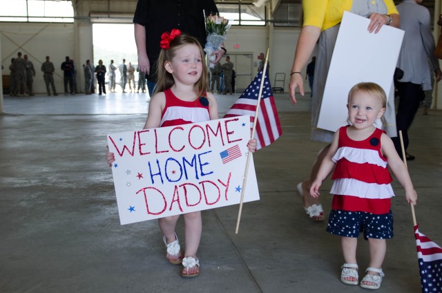 Welcome home, Daddy!