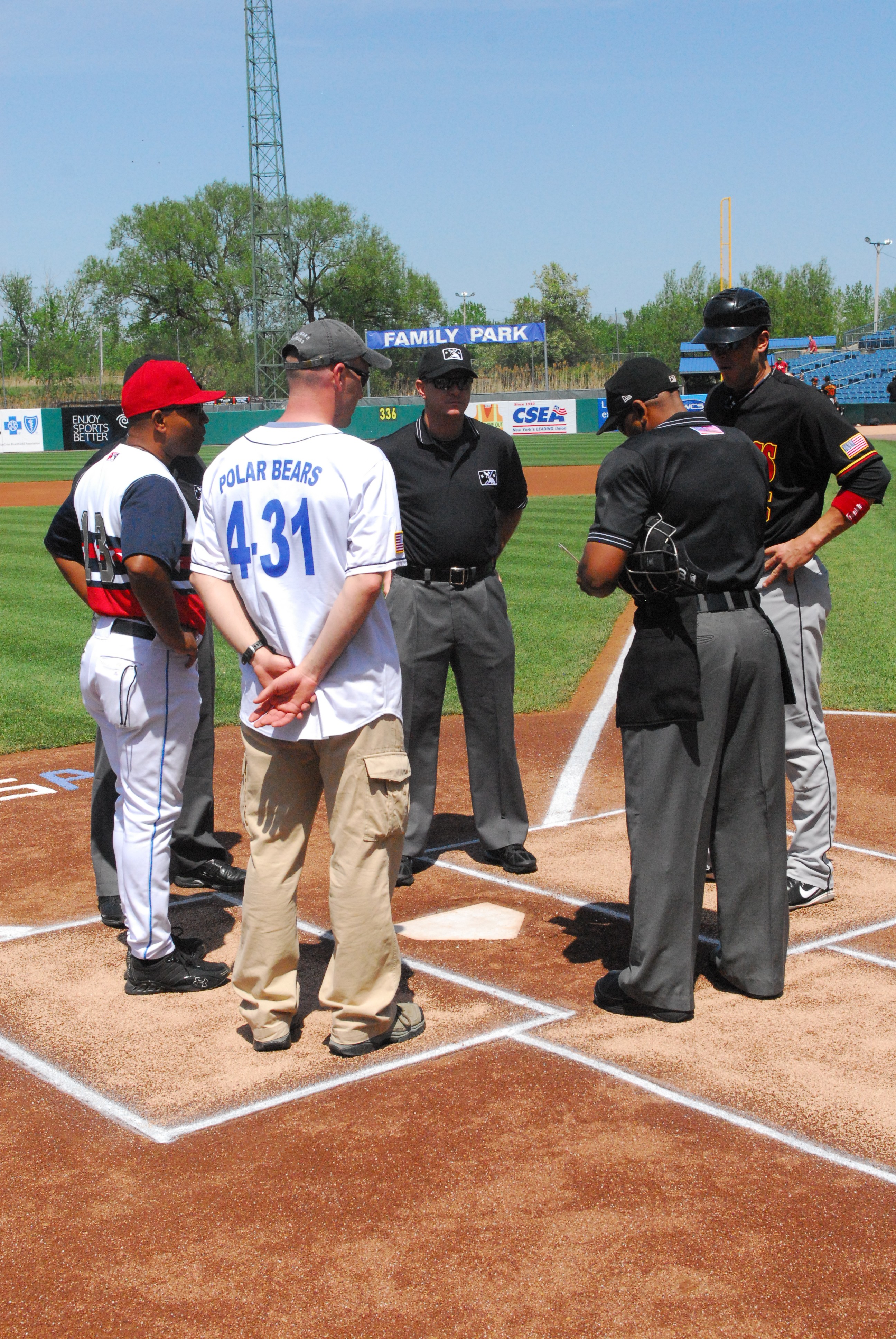 Syracuse Chiefs celebrate 10th Mountain Division | Article | The United  States Army