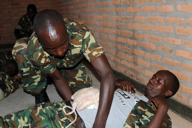 Texas National Guardsmen exchange best practices with Burundi soldiers