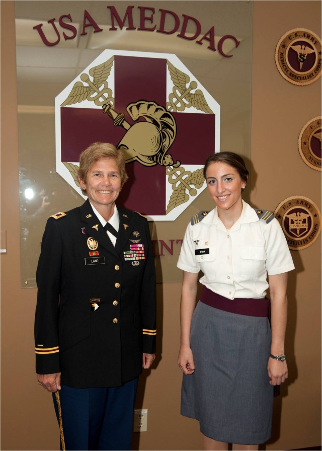 West Point cadet earns Mason Award, and prepares for Yale