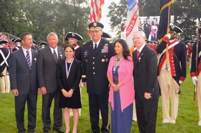 Army Chief of Staff Presents Outstanding Civilian Service Awards