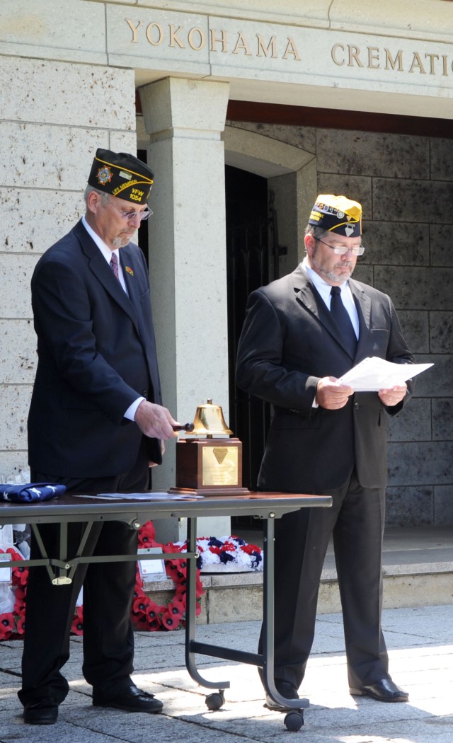 Memorial Day ceremony at Yokohama War Cemetery in Japan honors fallen service members