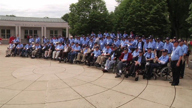 479th FA Soldier accompanies veterans on D.C. Honor Flight