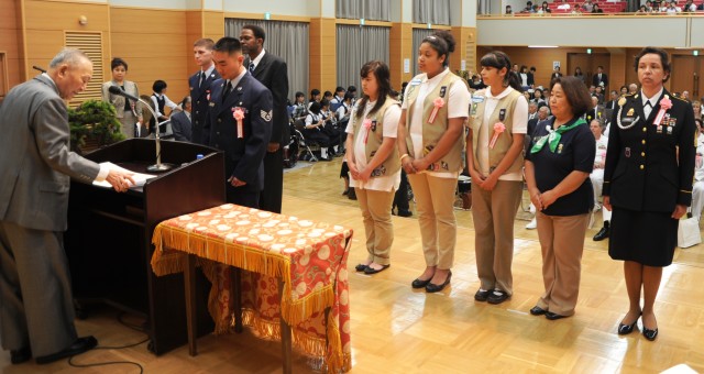 Girl Scouts in Japan receive 'Good Deed' citation at Meiji Shrine in Tokyo