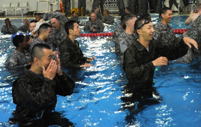 U.S. Soldiers train with Japanese counterparts on water-survival techniques