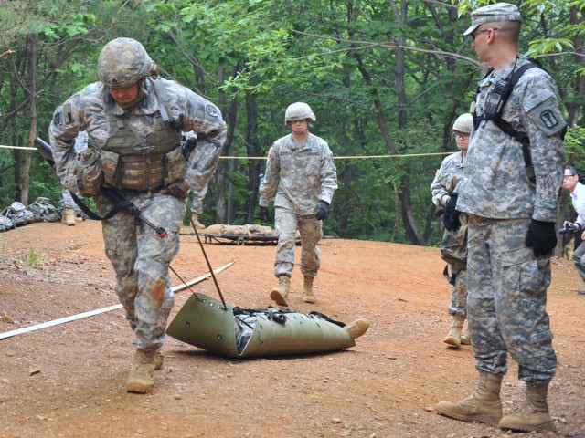 Army medics tackle EFMB program near Korean DMZ