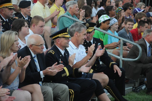 Thousands Watch Soldiers Perform Twilight Tattoo!