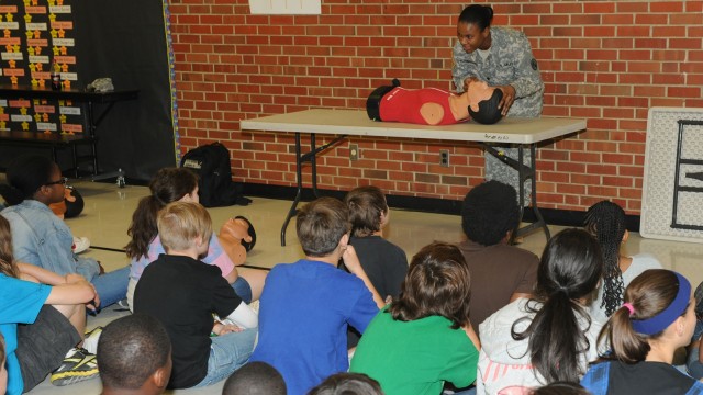 Emergency-ready students: Fort Leonard Wood children taught to handle serious situations