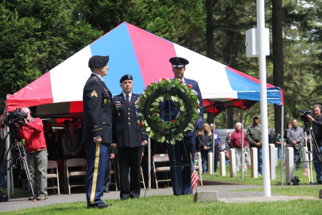 A120601_dk_wreath-437.jpg