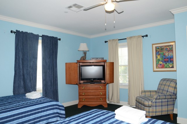 Fort Hood Fisher House guest room