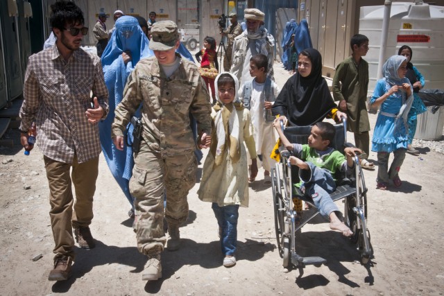 Soldier serves with big heart, helps Afghan children