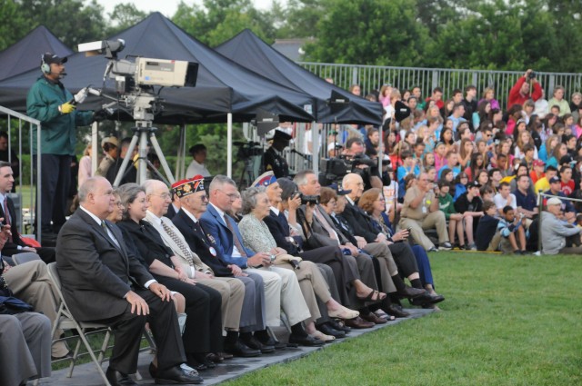Army Salutes D-Day Vets at Twilight Tattoo