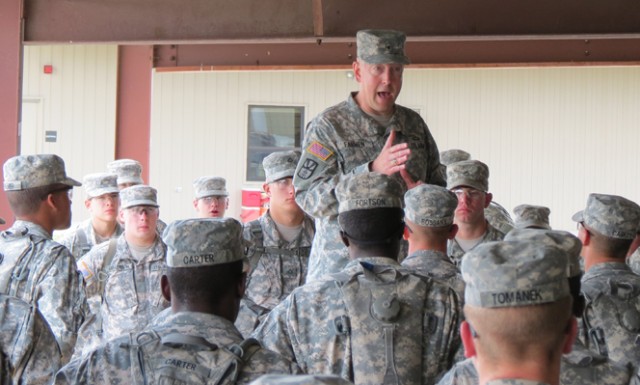 Army transportation chief visits 58th Trans. Bn. troops