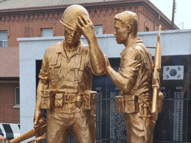 Monument dedicated to honor fallen heroes in Korea