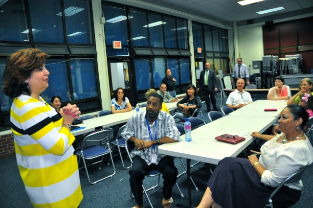 DoDEA Director meets parents at Seoul American Elementary School