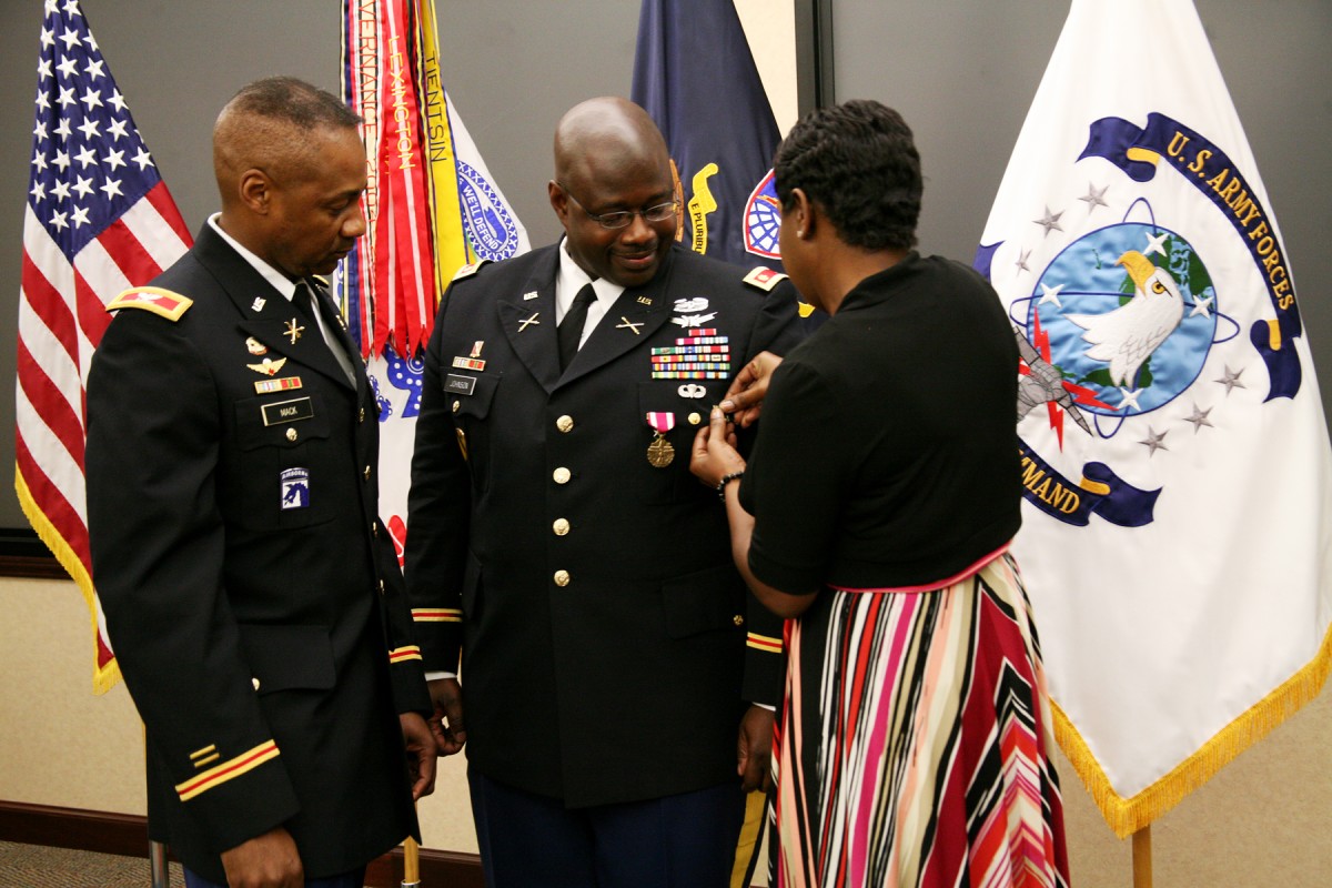 major-retires-with-20-years-of-service-article-the-united-states-army