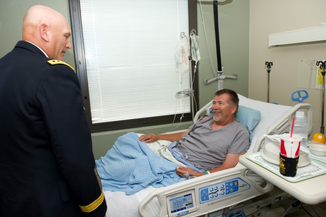 CSA visits Long Beach Veterans Affairs Medical Center