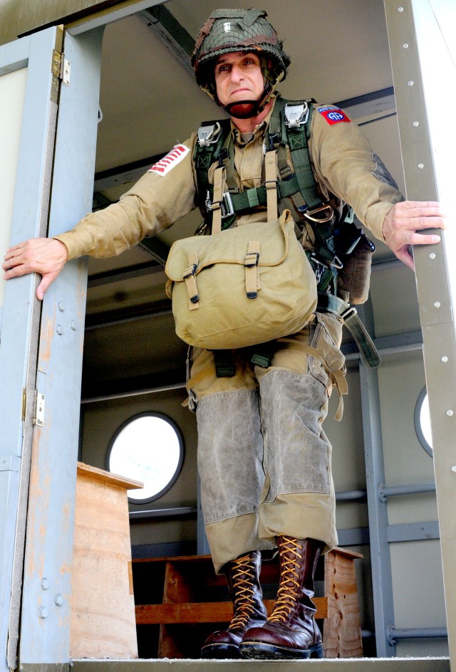 U.S. Army colonel jumps at Normandy reenactment | Article | The United ...