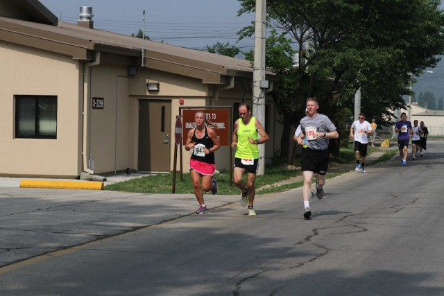 Runners converge at Camp Casey for shot at Army Ten-Miler